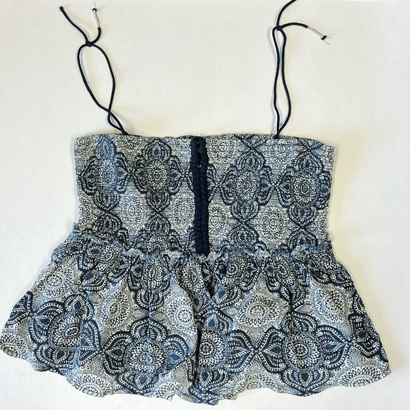 Sun & Shadow top - Picture 1 of 7